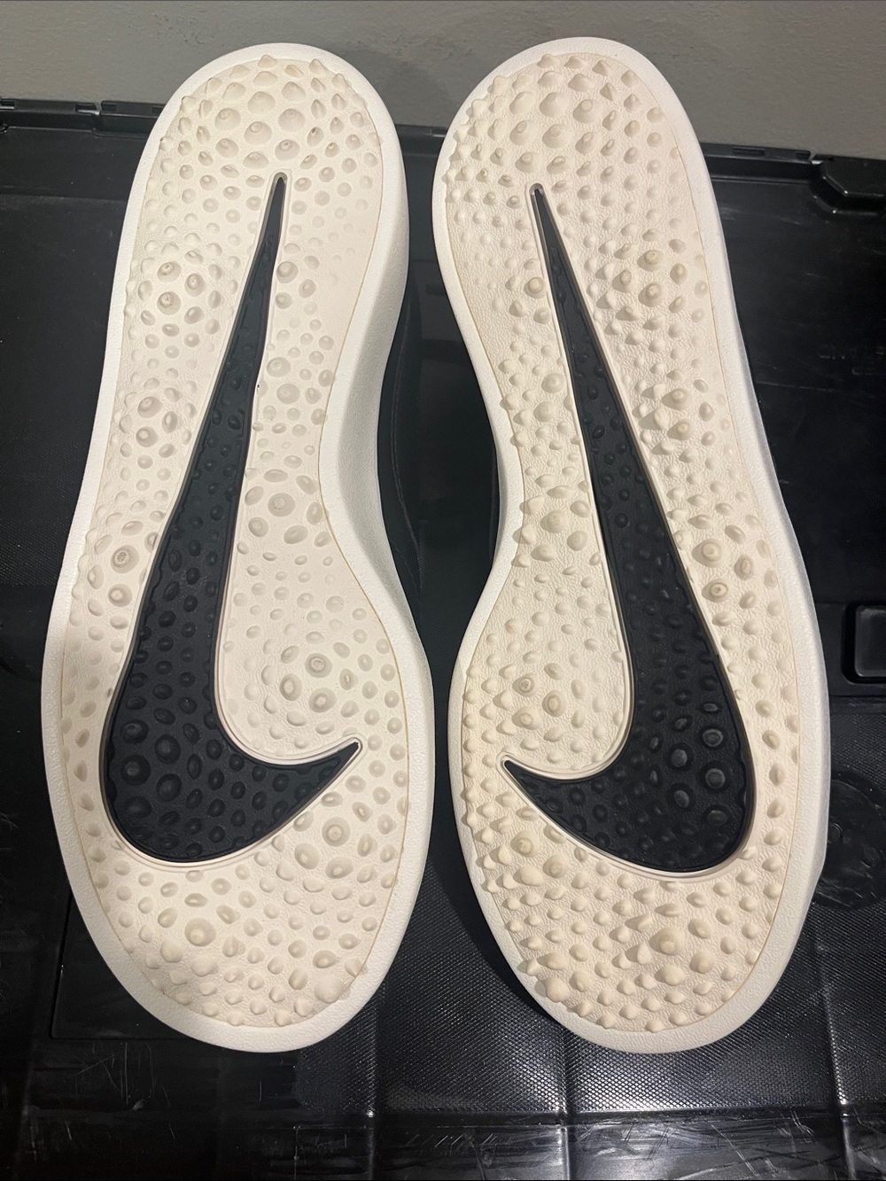 Nike Golf Course Classic Black White Spikeless Golf Shoes - Picture 8 of 9